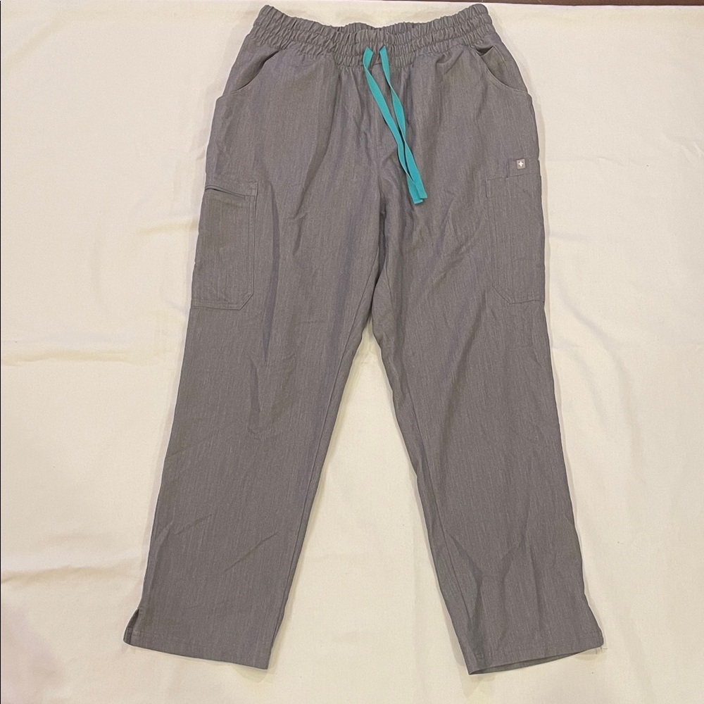 Figs Women’s Gray Scrub Pants Size L Petite
